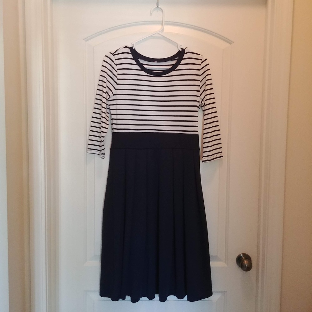 AamiLife Women's Striped Swing Dress w/ pockets